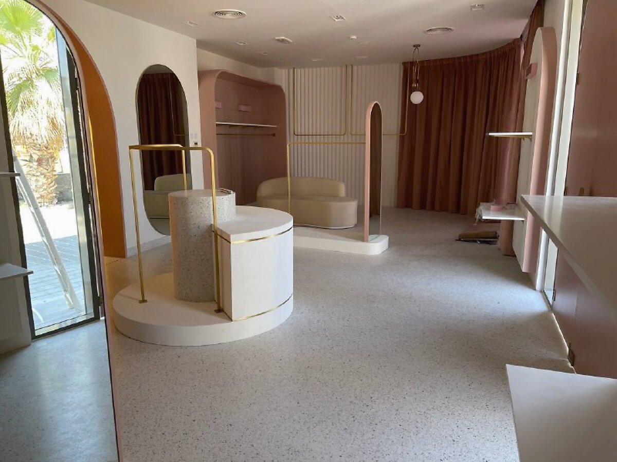 Six Inch seamless terrazzo project image